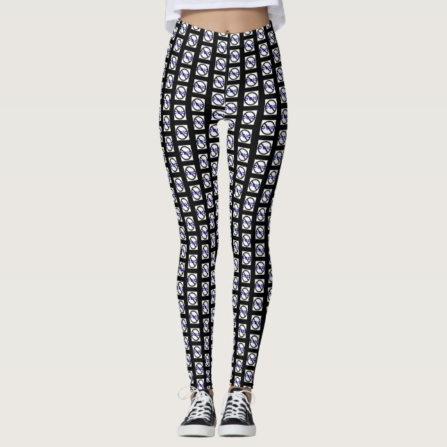Schwarz-Weiß-karierte Leggings ohne Odio (Vorderseite)