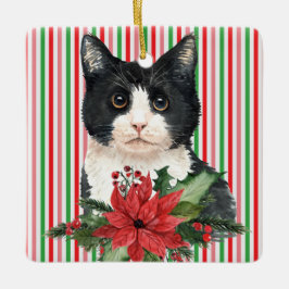 Schwarz-Weiß-Katze und Poinsettia Keramikornament