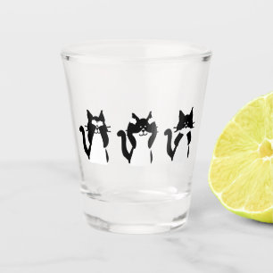 Schwarz-Weiß-Katzen   Drei weise Kätzchen Schnapsglas