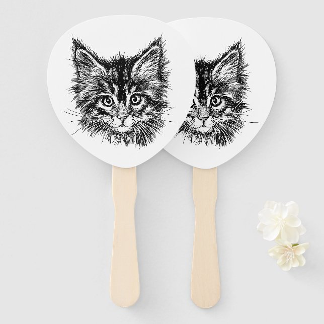 Schwarz-Weiß-Kitten Fächer (Vorne und Hinten)