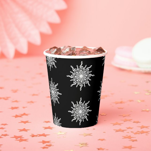 Schwarz-Weiß-Kleber-Schneeflockenmuster Pappbecher (Insitu)