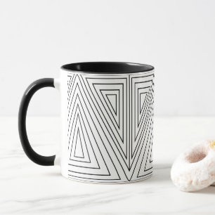 Schwarz-Weiß-Konzentrisches Dreiecksmuster Tasse