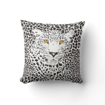 Schwarz-Weiß-Leopard in Scheiben