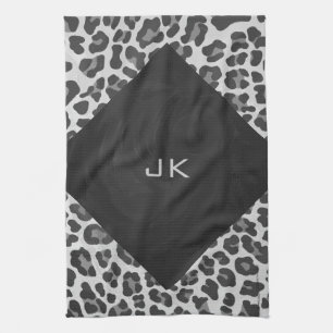 Schwarz-Weiß-Leopard-Printwerbung für Monogramm Handtuch