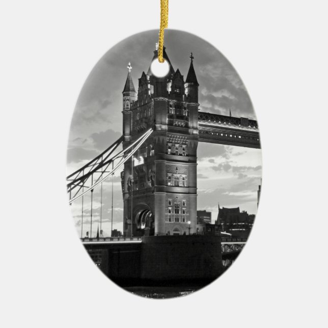 Schwarz-weiß London Tower Bridge UK Travel Keramikornament (Vorne)