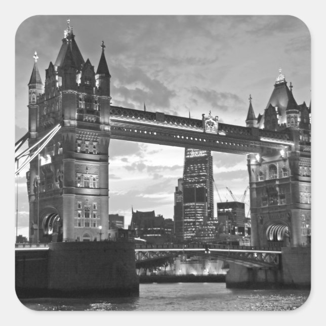 Schwarz-weiß London Tower Bridge UK Travel Quadratischer Aufkleber (Vorderseite)