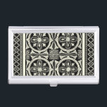Schwarz-Weiß-Mandala-Motif von Vision Studio Visitenkarten Etui<br><div class="desc">Ein Schwarz-Weiß-Mandala-Motiv von Vision Studio. Mandala ist ein Sanskritwort für den Kreis und repräsentiert das Universum im Hinduismus und Buddhismus. Mandalase sollen beruhigende Wirkung auf Menschen haben. Wenn Sie also ein wenig Ruhe in Ihrem Leben gewollt haben,  kaufen Sie diesen Ausdruck heute!</div>
