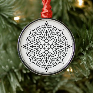 Schwarz-Weiß-Mandala Ornament Aus Metall