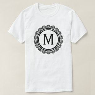 Schwarz-Weiß-Medaillon-Custom-Initial T-Shirt