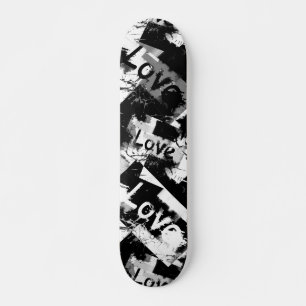 Schwarz-Weiß mit Flecken in der Liebe Skateboard