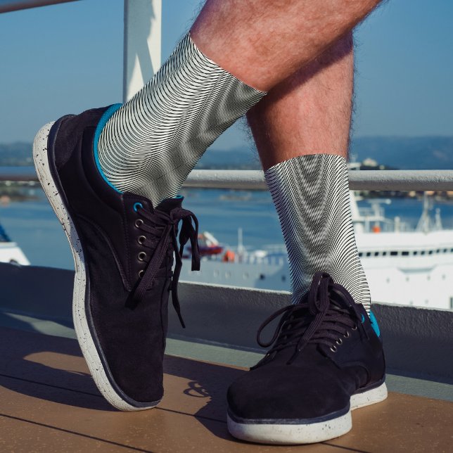 Schwarz-Weiß-Moiré-Streifen Cool, Abstrakt Socken (Von Creator hochgeladen)