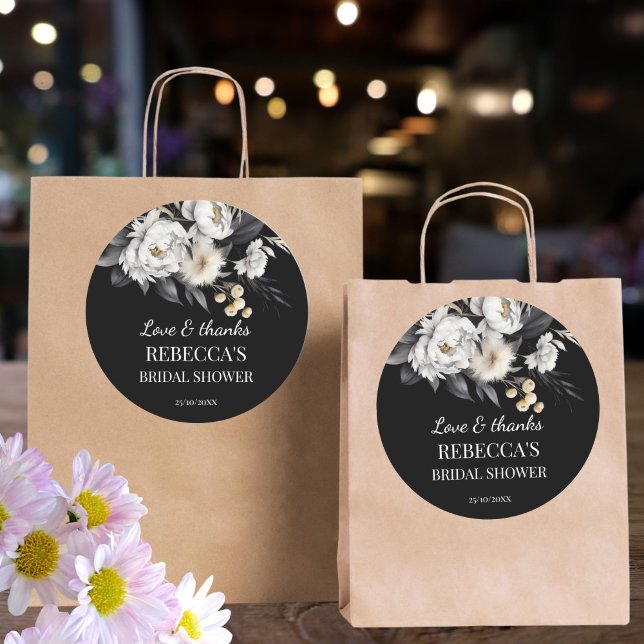 Schwarz-Weiß-Moody-Boho-Brautparty-Gefallen Runder Aufkleber (Black and white moody boho bridal shower favor sticker thank you stickers bridal shower  favors)