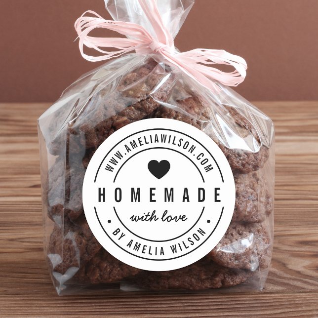 Schwarz-Weiß-muffig, hausgemacht mit Liebe Herz Runder Aufkleber (Von Creator hochgeladen)