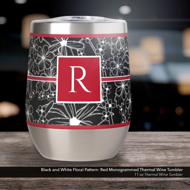 Schwarz-Weiß-Muster: Mit Monogramm Rotes Muster (Black and White Floral Pattern on an 11 oz Thermal Wine Tumbler with Monogram in Red)