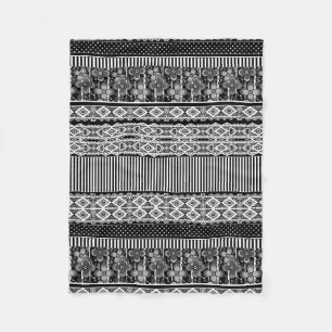 Schwarz-Weiß-Muster mit Spitzen und Patchwork Fleecedecke