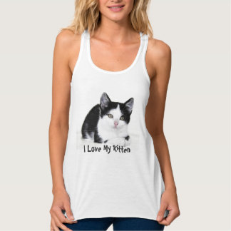 Schwarz-weiß nachdenkliche Kitten T - Shirt