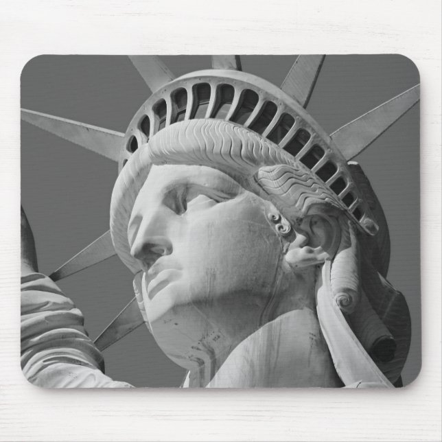 Schwarz-Weiß-Nah-up-Freiheitsstatue Mousepad (Vorne)