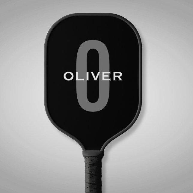 Schwarz-Weiß-Name der personalisierten Monogramm Pickleball Schläger (Von Creator hochgeladen)