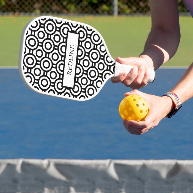 Schwarz-Weiß-Polka-Punkte Pickleball Schläger (InSitu)