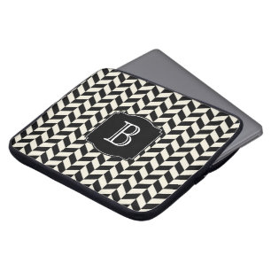 Schwarz-Weiß-Ringelknochen-Muster mit Monogramm Laptopschutzhülle