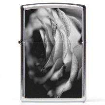 Schwarz-Weiß-Rosen-Zippo-Feuerzeug