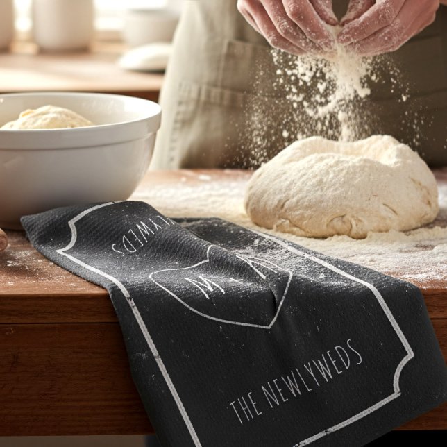Schwarz-Weiß-Rustikale Halbpension Küchentuch (Get ready for baking fun! This rustic chalkboard towel is both practical & pretty. Add your initials)