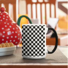 Schwarz-Weiß-Schachbrett - Retro-Schachbrett Zweifarbige Tasse