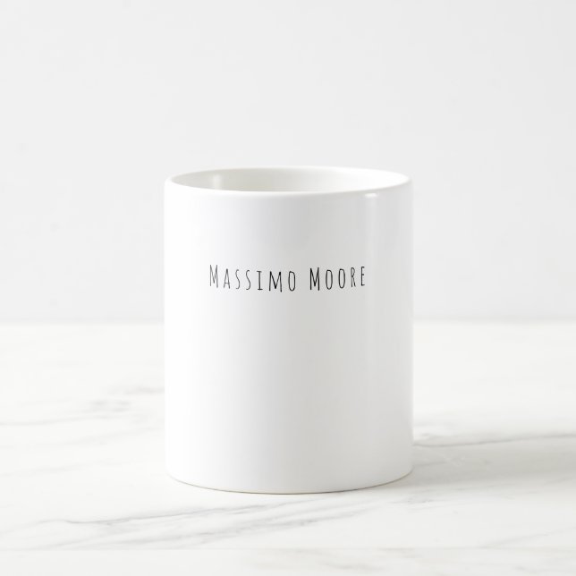 Schwarz Weiß Schlicht Elegant Lässig Eigenname Kaffeetasse (Mittel)