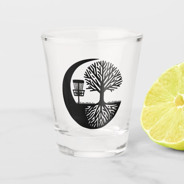 Schwarz-Weiß-Silhouette Disc Golf Schnapsglas (Vorderseite)