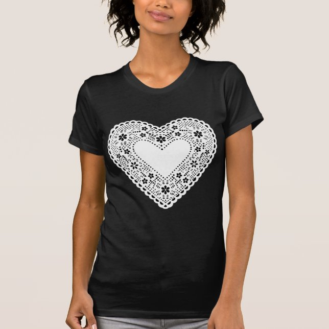 Schwarz-Weiß-Spitzenherz T-Shirt (Vorderseite)