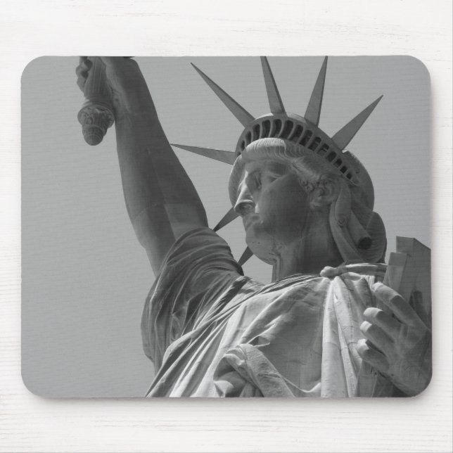 Schwarz-Weiß-Statue der Freiheit New York City Mousepad (Vorne)