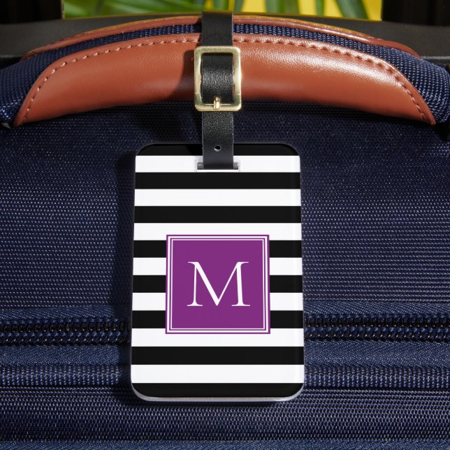 Schwarz-Weiß-Streifen mit Pflaumen-Monogramm Gepäckanhänger (Vorderseite Insitu 2)