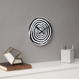 Schwarz-Weiß-Swirbelsäulenhalterung Runde Wanduhr