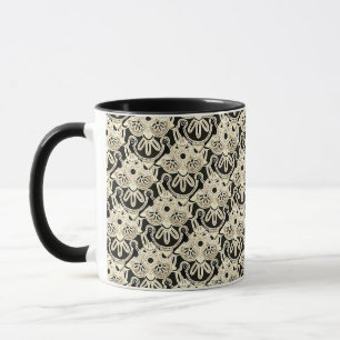 Schwarz-Weiß-Tasse und Bräune Tasse