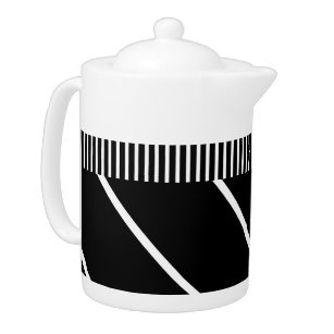 Schwarz-Weiß-Teekanne