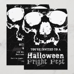 Schwarz-Weiß-Totenkopf Grungy Halloween-Schreckpar Einladung