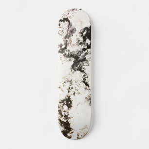 Schwarz, Weiß und Silber Skateboard