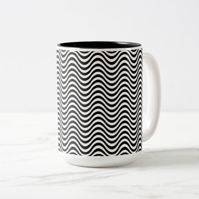Schwarz-Weiß-Waves Zweifarbige Tasse (VorderseiteRechts)