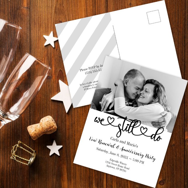 Schwarz & Weiß wir verlängern uns noch immer. Postkarte (Black and White We Still Do Anniversary/Vow Renewal Postcard Invitation)