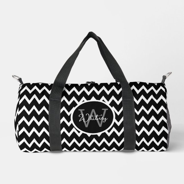 Schwarz-Weiß Zickzack Muster Mit Monogramm klein Duffle Bag (Vorderseite)