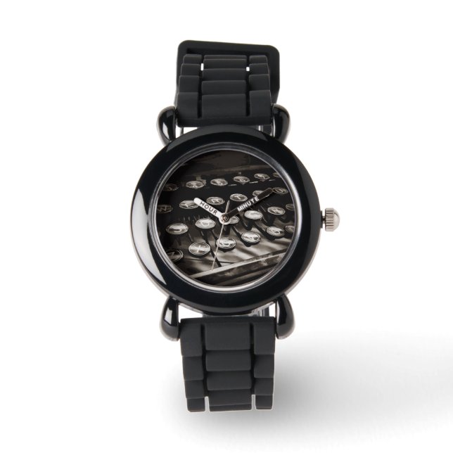Schwarz-weiße alte Schreibschrifttasten Armbanduhr (Vorderseite)