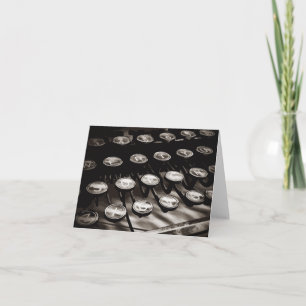 Schwarz-weiße alte Schreibschrifttasten Karte