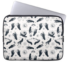 Schwarz-weiße Boho Moon-Hand