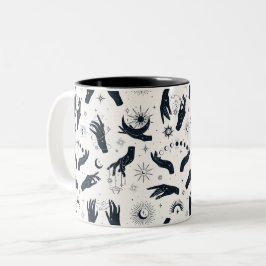 Schwarz-weiße Boho Moon-Hand Zweifarbige Tasse