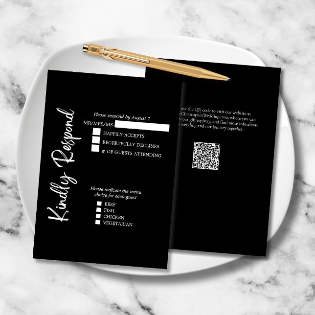 Schwarz-weiße Elegant, fett geschrieben, Hochzeit  RSVP Karte (Black and White Elegant Kindly Respond Wedding RSVP Card with Menu Selections, QR Code, Website.)