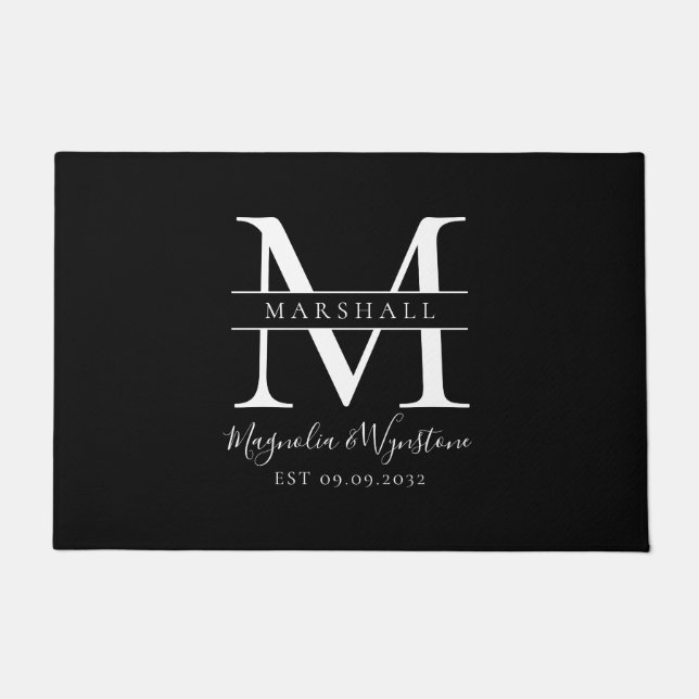 Schwarz-weiße Elegant Monogram Newlyweds Fußmatte (Vorderseite)