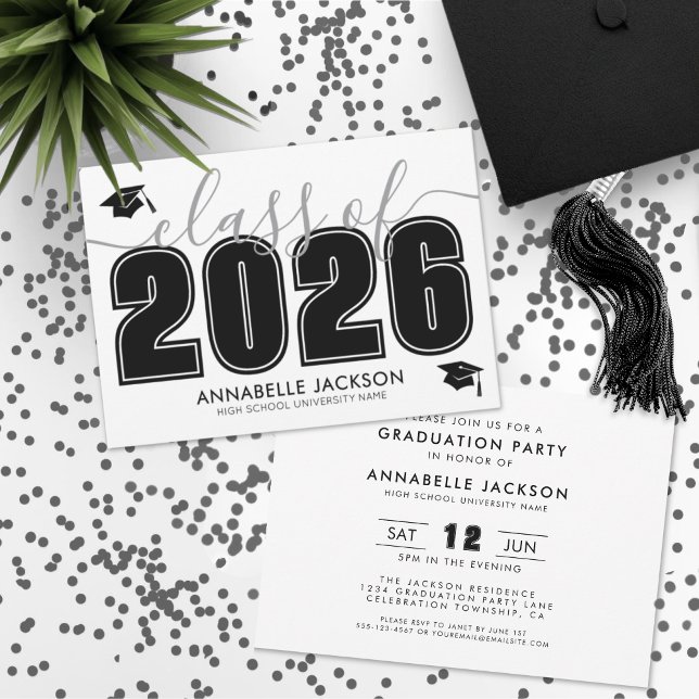Schwarz-weiße Graduierungspartei für einfaches Skr Einladung (Simple Script Black White Graduation Party Invitation)