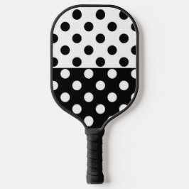 Schwarz-weiße halbe Farbtrennung inverse Polka-Pun Pickleball Schläger