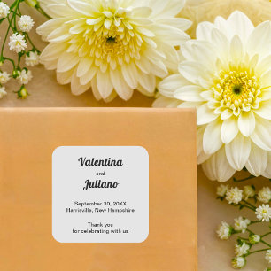 Schwarz-weiße Hochzeit Favor-Sticker im Quadratfor Quadratischer Aufkleber