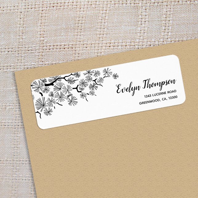 Schwarz-weiße Kiefernzweige-Rücksendeadressen-Aufk (Von Creator hochgeladen)